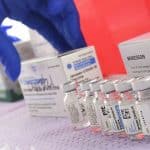 «الغذاء والدواء» تكشف حقيقة تسبب «لقاح أسترازينيكا» في الجلطات