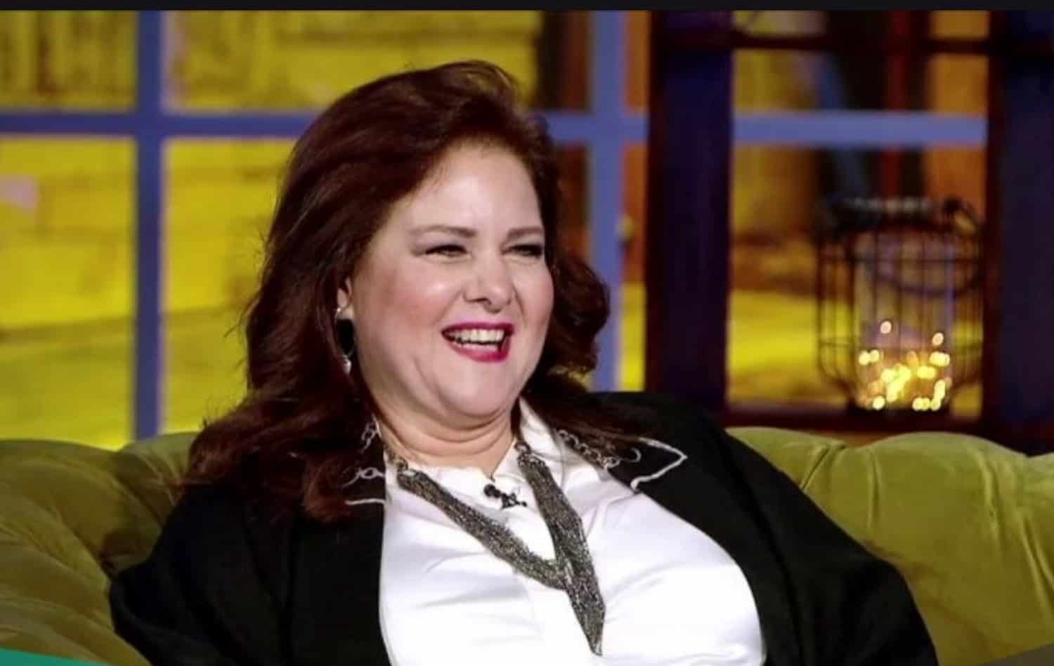 دلال عبدالعزيز سلبي كورونا.. هل علمت بوفاة رفيق دربها سمير غانم؟