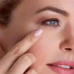 الجيوب المنتفخة أسفل العينين