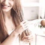 خطوات عمل حمام كريم للشعر