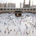 اليوم.. استقبال أولى رحلات المعتمرين من الخارج