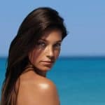 تسمير البشرة لإطلالة صيفية جذابة