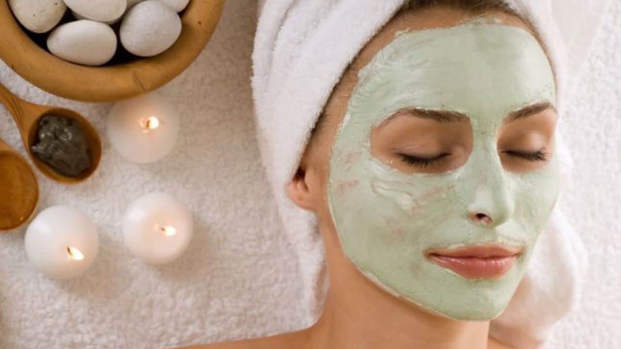 علاج مشاكل البشرة الدهنية