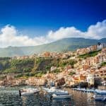 قرى إيطاليا ساحرة تدفع أكثر من 28 ألف دور مقابل الانتقال لها.. إليك الشروط