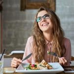 9 عادات خاطئة تسبب السمنة .. منها تقسيم الوجبات على مدار اليوم