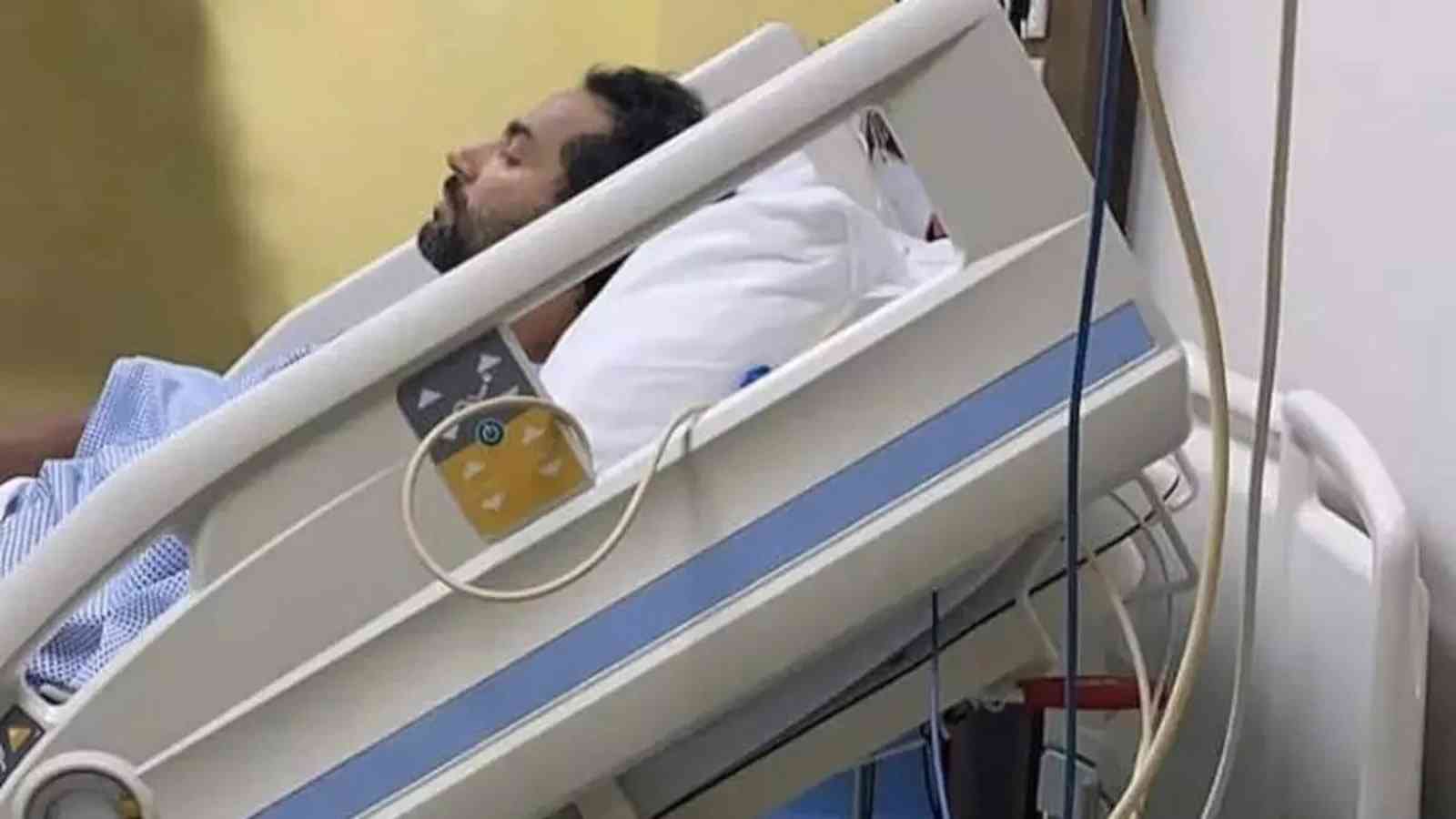 كريم فهمي في المستشفى