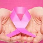 هل مزيلات العرق تسبب سرطان الثدي؟ «فيديو»