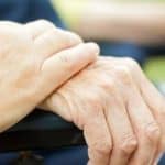 ما هو مرض باركنسون وطرق الوقاية منه؟ «فهد الطبية» توضح