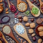 5 أطعمة تساعدك على التخلص من إدمان السكريات