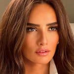 صورة زينة بالحجاب
