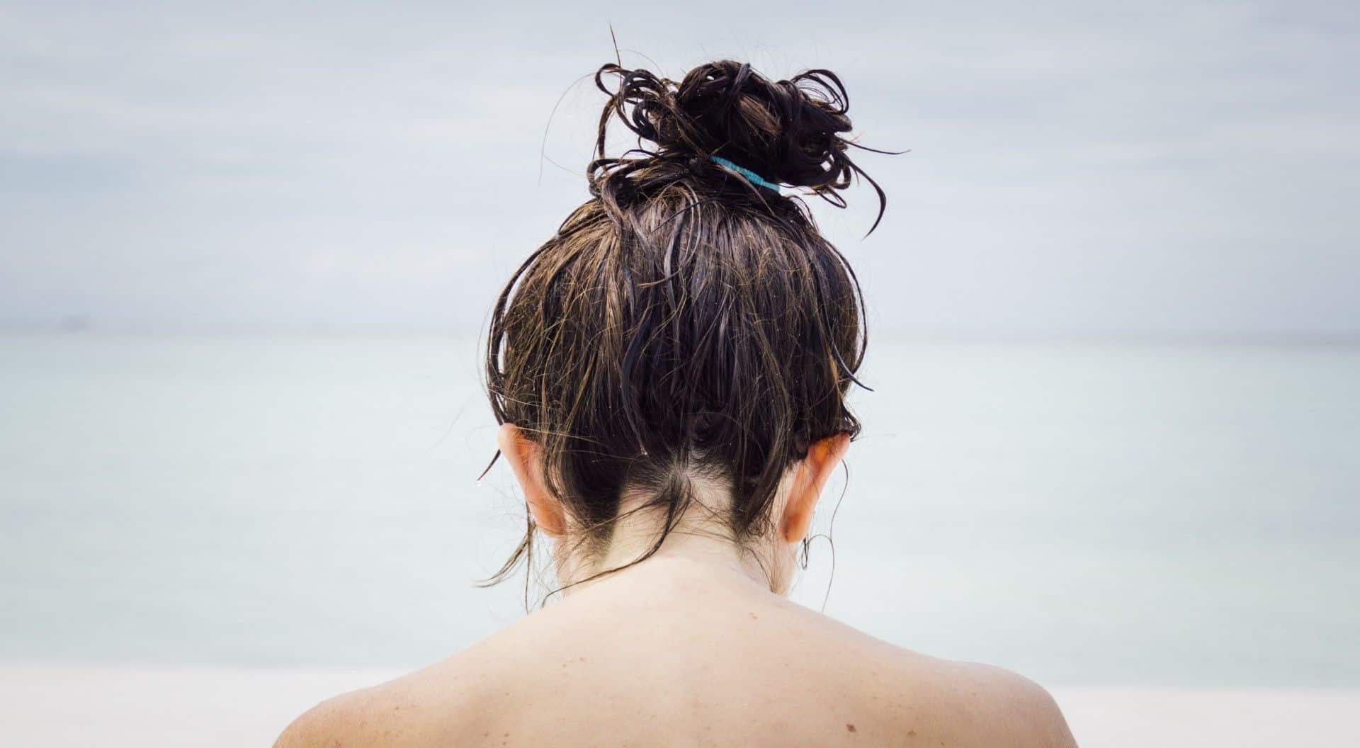 أفضل زيوت طبيعية للشعر الدهني