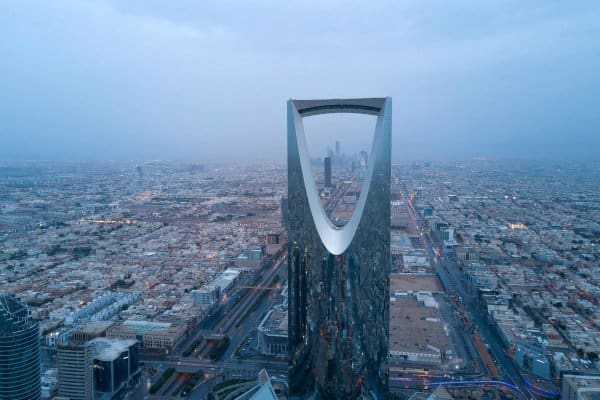 توفر الخدمات الرقمية وتطورها في السعودية