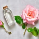 فوائد ماء الورد للشعر