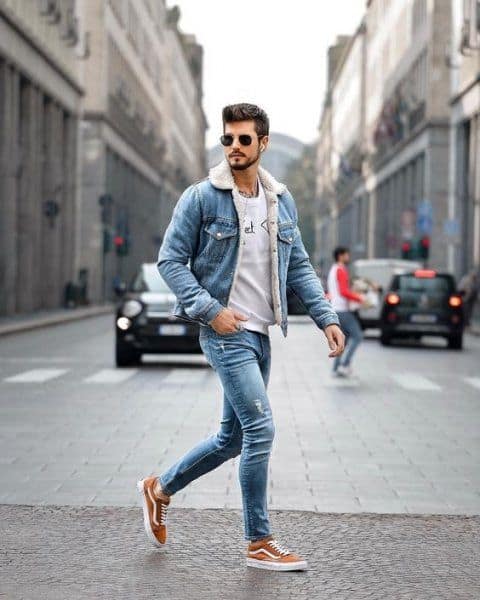 أفكار تنسيق جاكيت الجينز للشباب بأكثر من أسلوب كلاسيكي