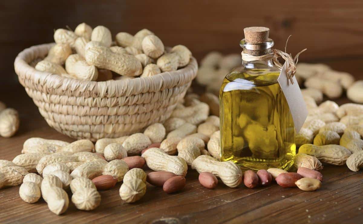 زيت الفول السوداني للشعر 