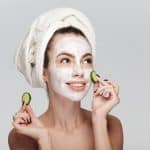 أقنعة للبشرة المختلطة بمكونات طبيعية آمنة وغير مكلفة