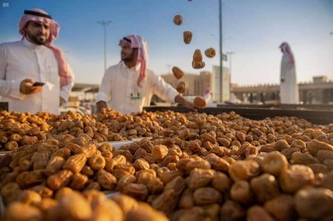 المملكة تحصد المرتبة الأولى عالميًا في صادرات التمور لعام 2021