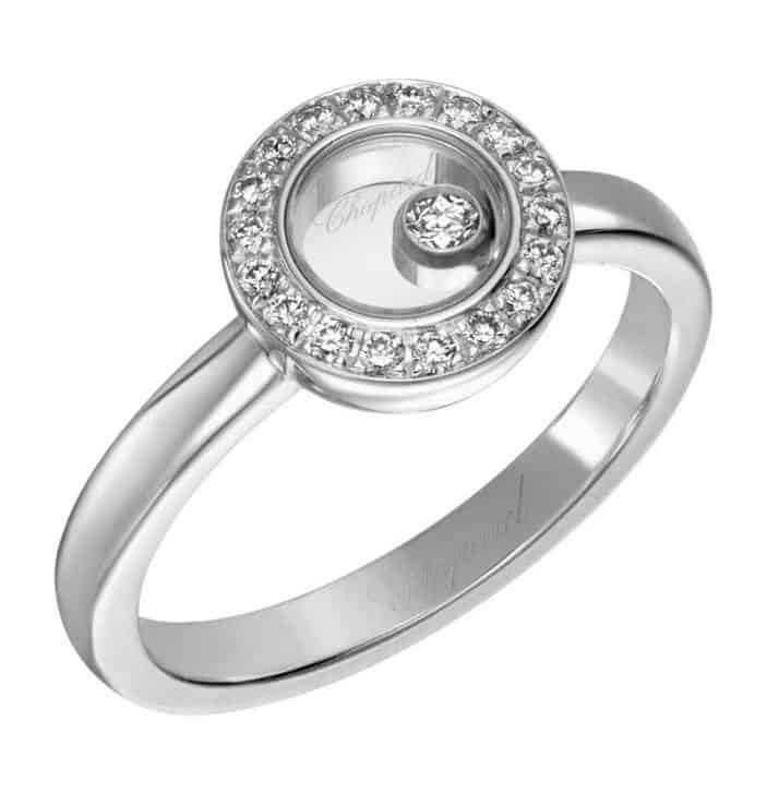 خاتم من الذهب الأبيض من «Chopard»