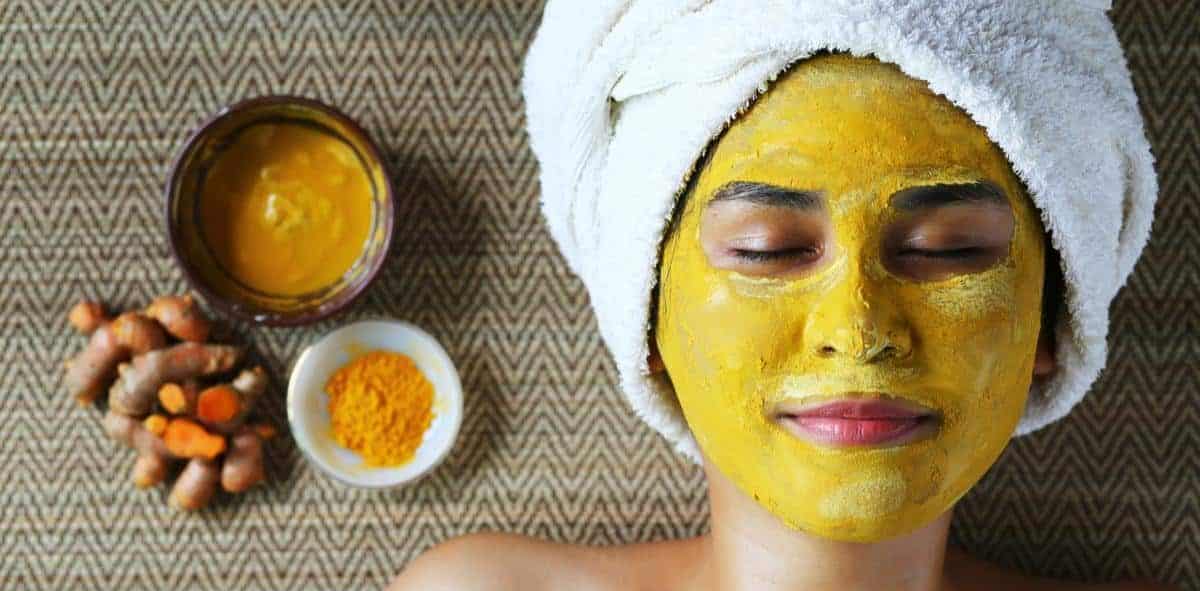 قناع العسل والكركم للبشرة الدهنية .. فوائده وكيفية استخدامه