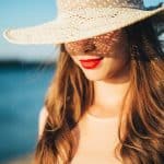 4 نصائح لتجنب تكسر الشعر في الصيف بعد التعرض للشمس