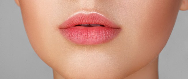  تبييض الشفاه طبيعيًا