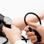 إمكانية توقف مرضى الضغط عن أخذ أدوية .. «الصحة الخليجي» يوضح