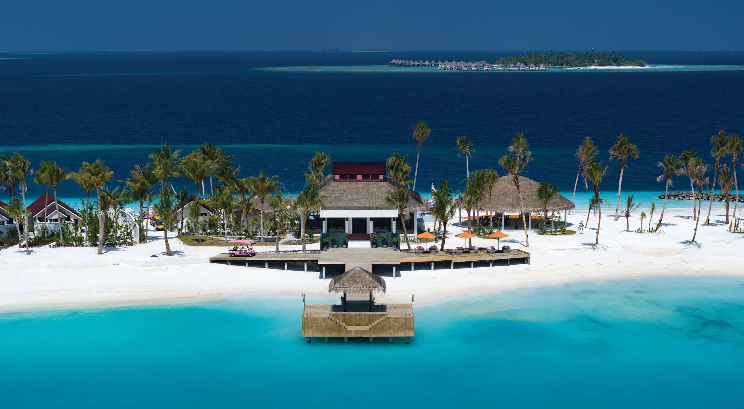 منتجعات باي اتموسفير وكولورز اوف اوبلو في جزر المالديف توفر برامج ترفيهية