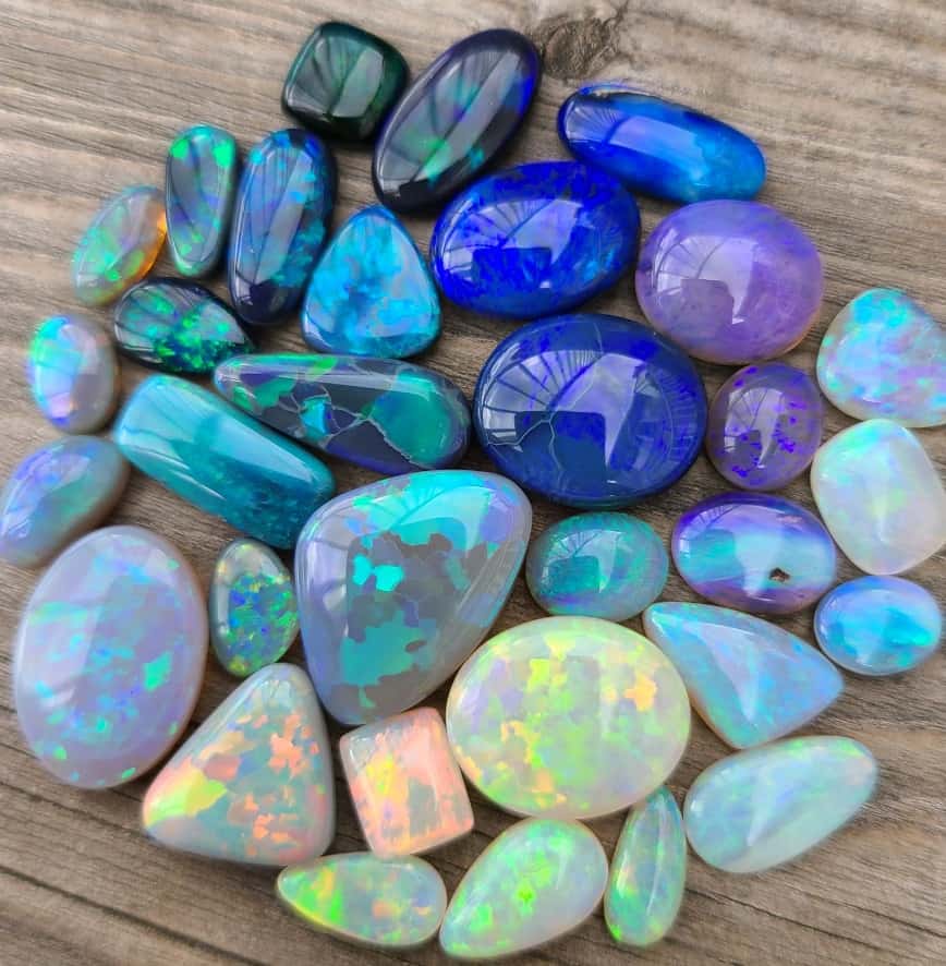 أحجار الأوبال