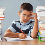 التعامل مع الطفل ضعيف التركيز .. اتبعي هذه الخطوات