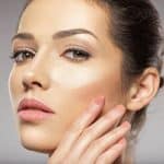 فوائد البرايمر للبشرة وأضراره وطريقة تطبيقه بشكل صحيح