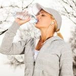 أهمية شرب الماء بكثرة في الشتاء.. « مستشفى أجياد» توضح 