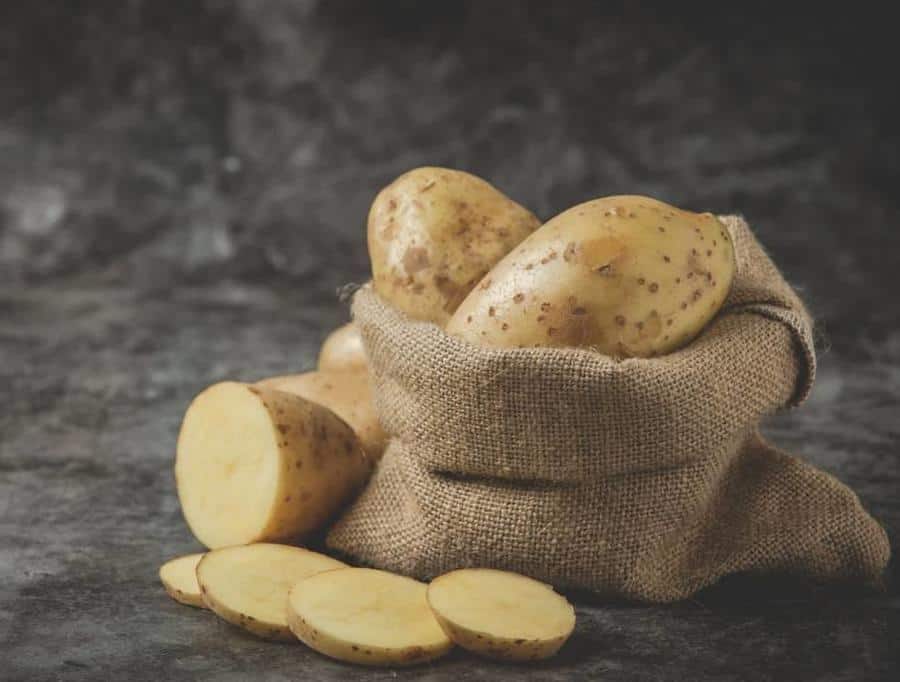 خلطات البطاطس لعلاج التصبغات وتبييض البشرة