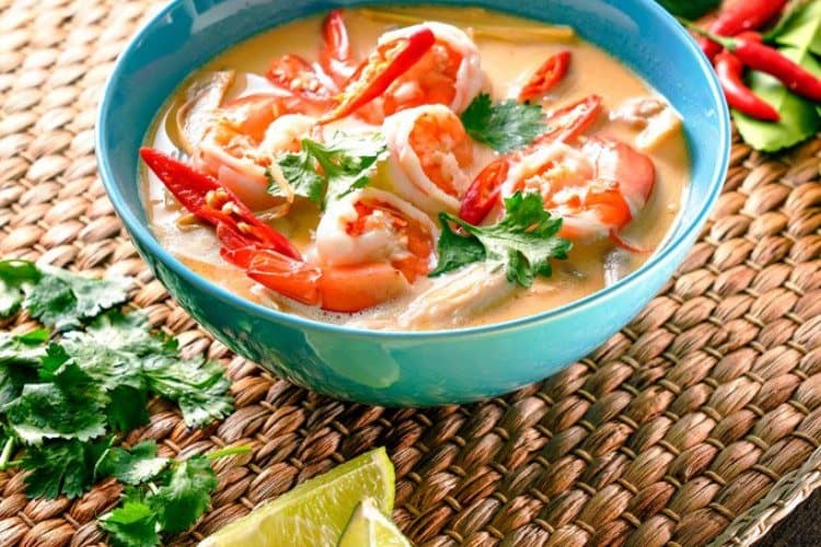 طريقة تحضير شوربة الطماطم بالجمبري الغنية بالفيتامينات