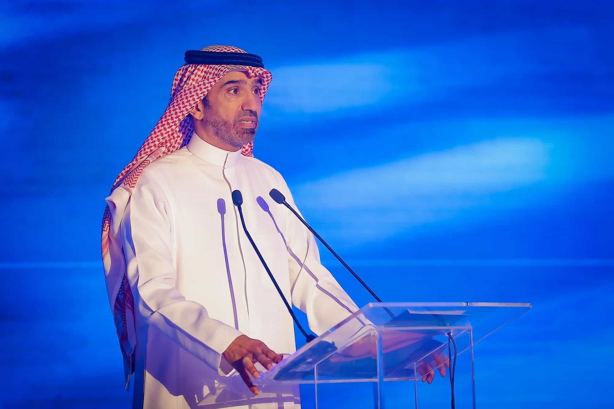 تدشين استراتيجية صندوق الموارد البشرية «هدف»