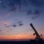 اليوم .. المحكمة العليا تستطلع رؤية هلال رمضان