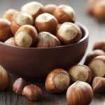 نصائح رمضانية.. فوائد البندق الصحية للنساء