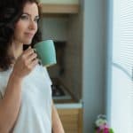 هل يوجد مشروبات لإنقاص الوزن؟ .. «استشاري» يوضح