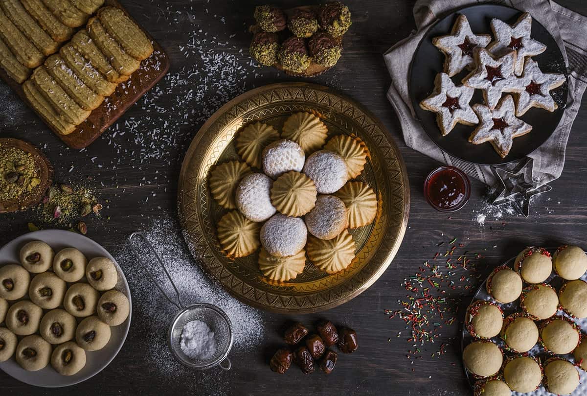 حلويات العيد.. طريقة تحضير كعك بالهيل لأسرتك وضيوفك