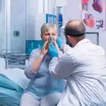 أعراض ماء الرئة وماهي الأشخاص الأكثر عرضة للإصابة بها؟