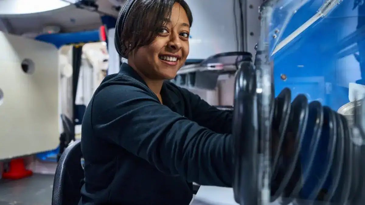 ريانة برناوي تلتقط صور لمكة المكرمة من الفضاء (فيديو)