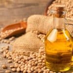 زيت فول الصويا للبشرة .. فوائده وكيفية استخدامه