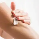 وصفات تبييض الكوع والركبة قبل العيد.. لن تُكلفك الكثير