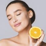 فوائد فيتامين سي للبشرة .. مضاد للشيخوخة ويقلل التصبغ