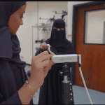 طلبة الجامعات السعودية يطوّرون نماذج أولية للروبوت باستخدام الذكاء الاصطناعي في «كاكست»