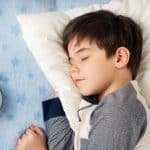 عدد ساعات النوم الطبيعية للطلاب والطالبات