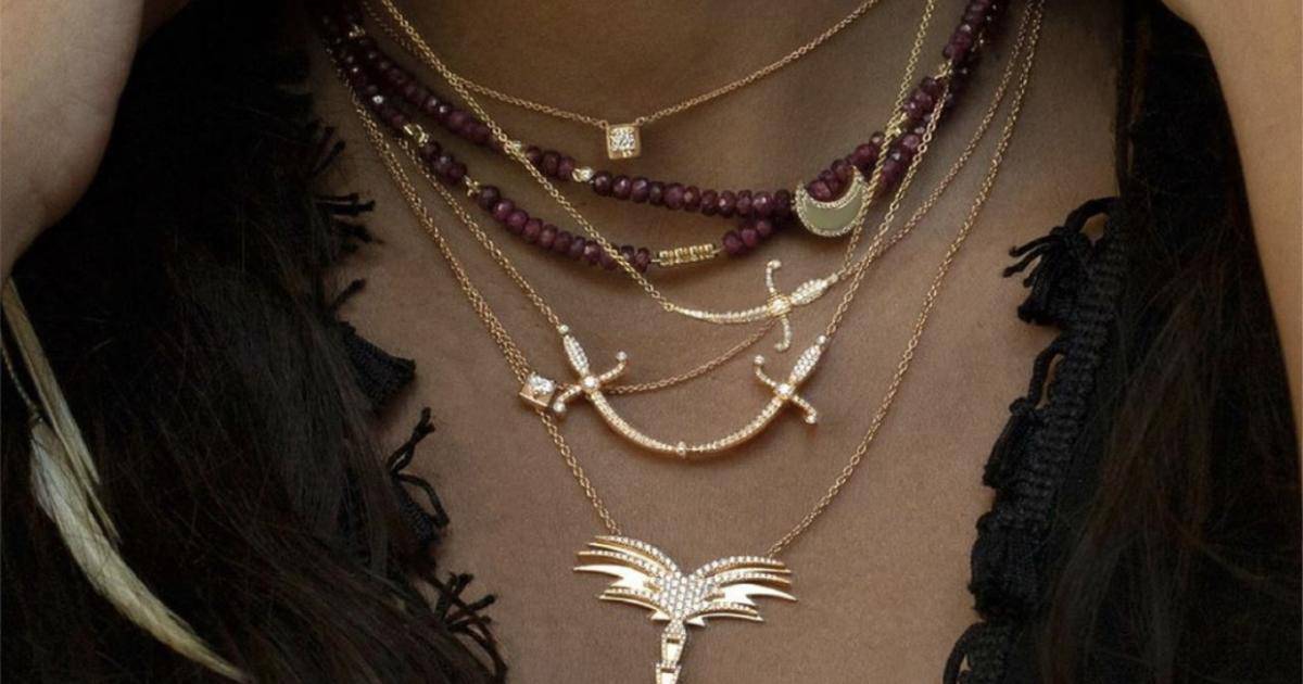 المرأة السعودية في عالم المجوهرات .. ترجمة تراث وثقافة المملكة العربية الأصيلة