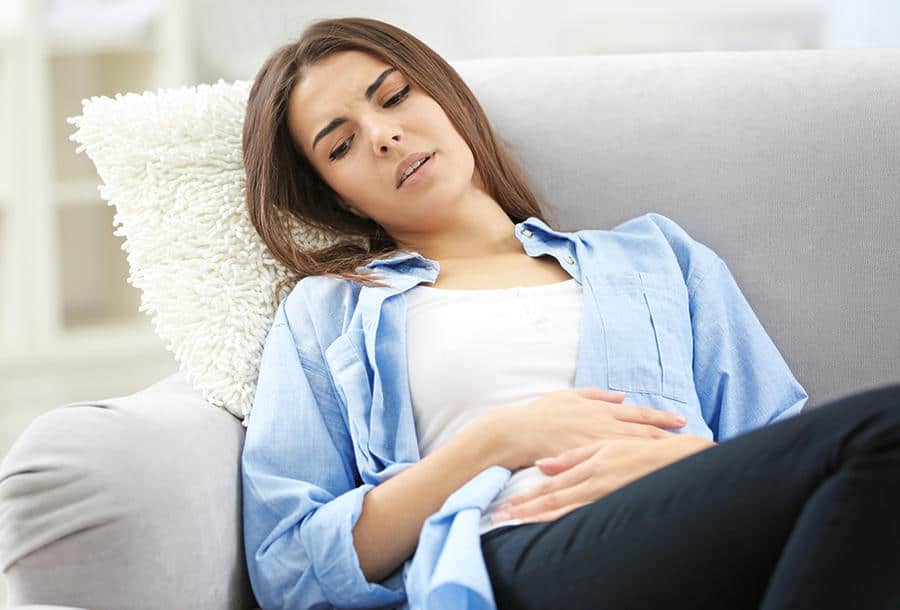 حقيقة استخدام المضاد الحيوي لعلاج التهابات البول للنساء.. «استشاري» يحذر 