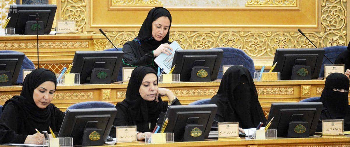 «عضو مجلس الشورى»: مستقبل المرأة السعودية مشرق ووصلت لدرجة وزير