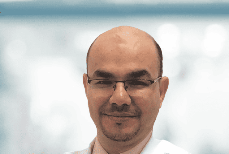 د. ماجد فياض رئيس اللجنة العلمية بقسم المسالك البولية السعودي الألماني جدة