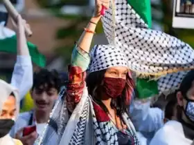 «تلقيت تهديدات بالقتل».. بيلا حديد تكسر صمتها وتطالب القادة بدعم فلسطين